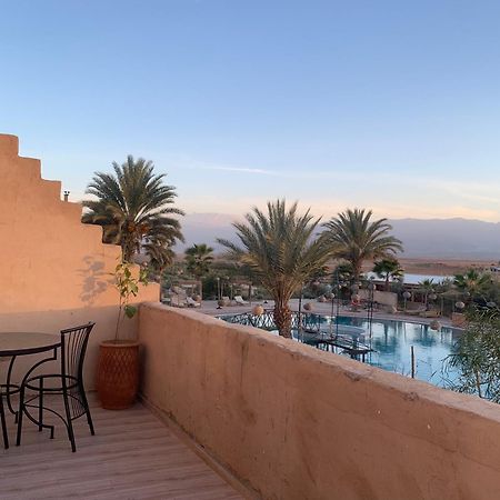 Bed and Breakfast Les Jardins D Amizmiz 6 Piscines Wawizelte Exterior foto